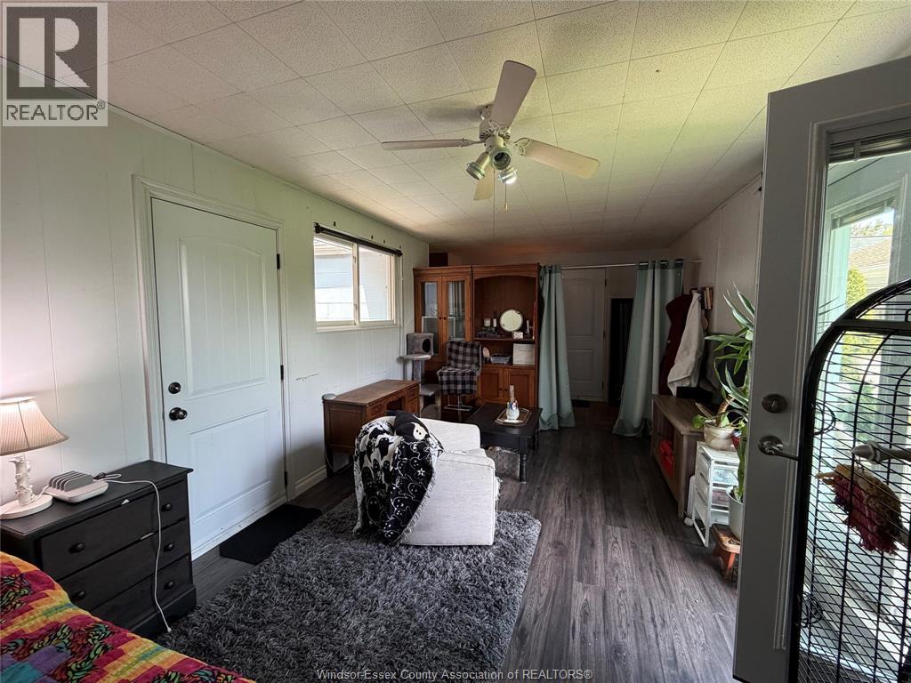 858 Laporte, Windsor, ON