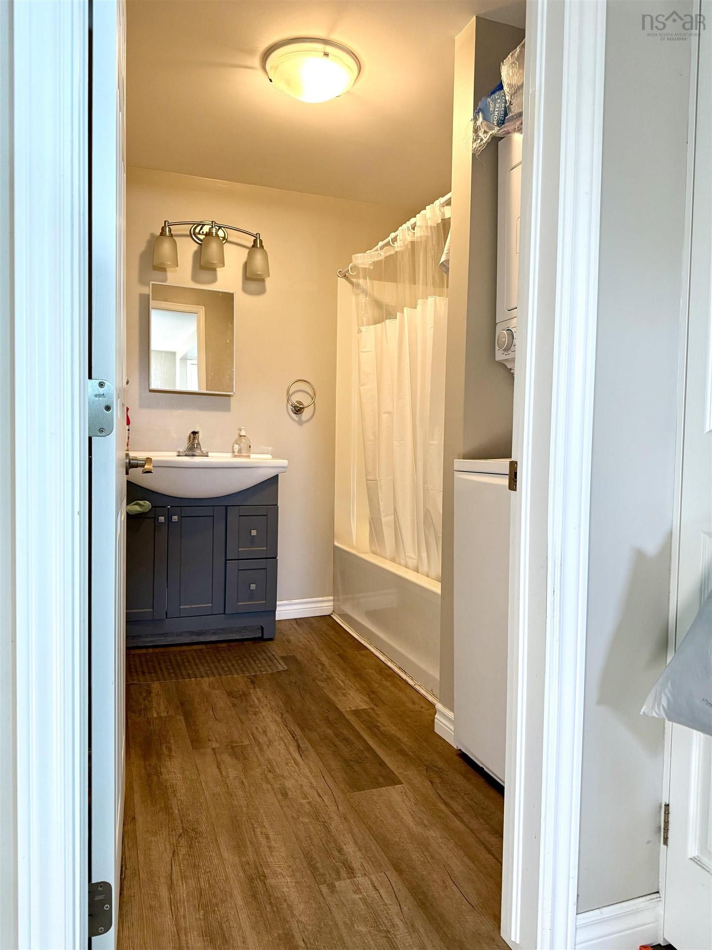 128 Main Street, Springhill, NS