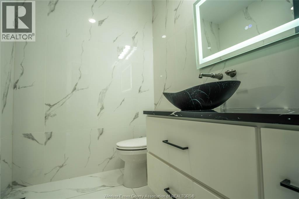 9 Cypress Pointe, Leamington, ON - Indoor Photo Showing Bathroom