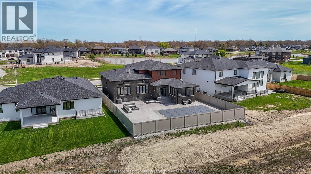 9 Cypress Pointe, Leamington, ON - Outdoor