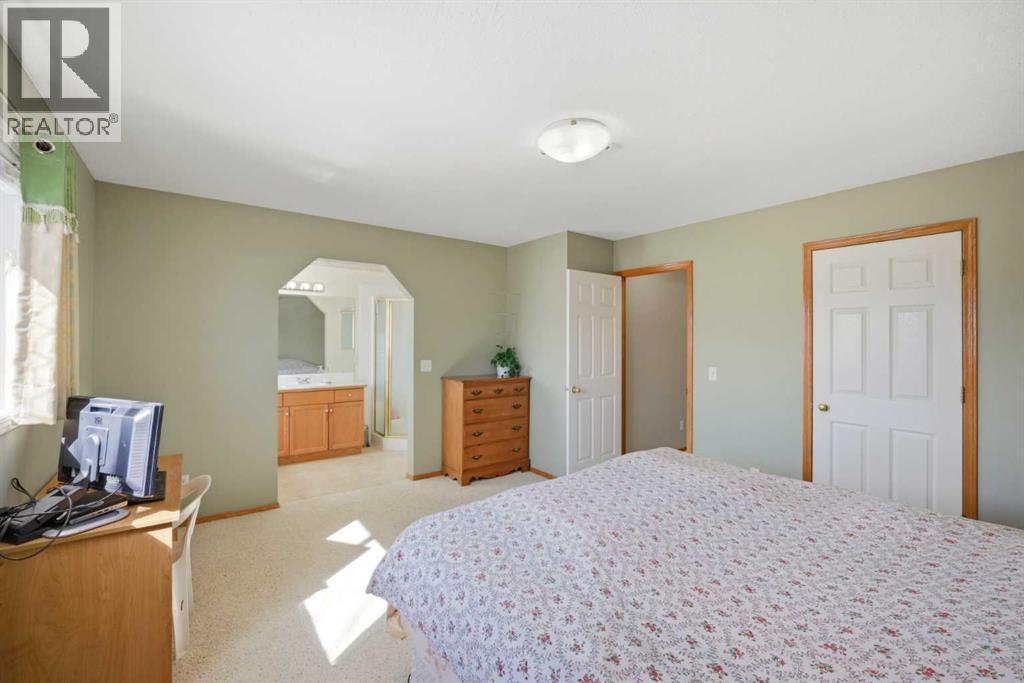 39 Saddlemont Close Ne, Calgary, AB
