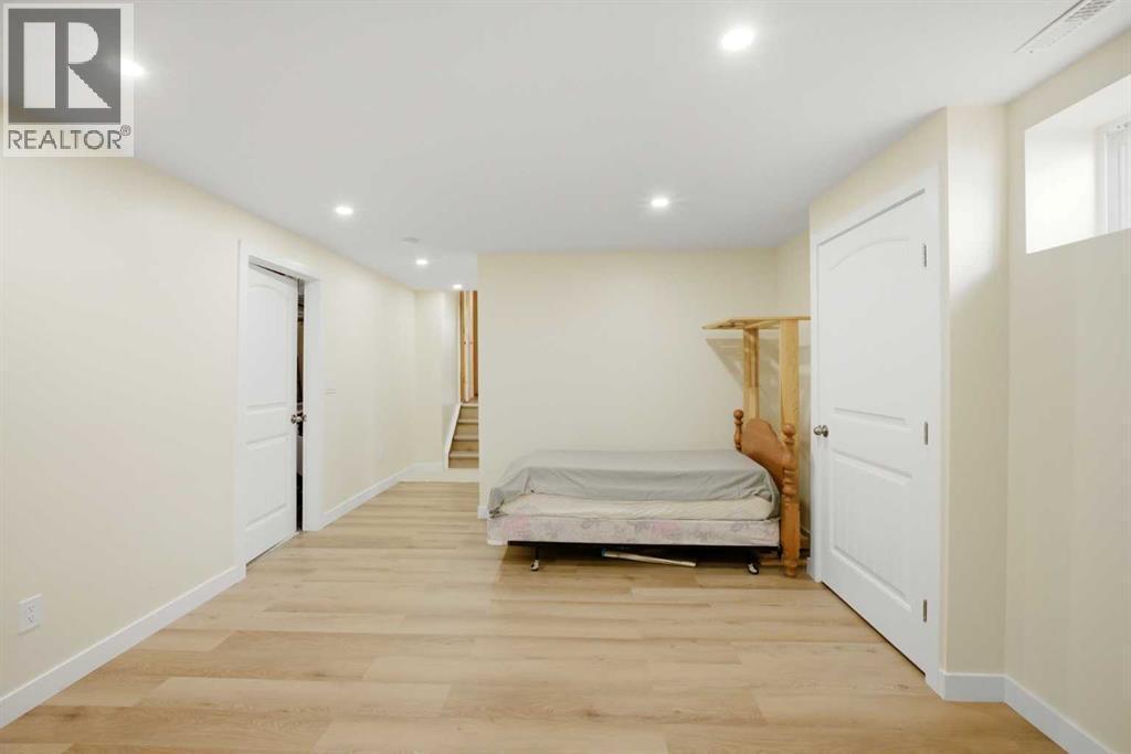 39 Saddlemont Close Ne, Calgary, AB