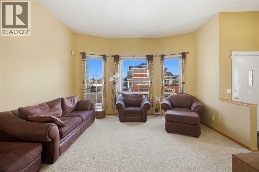 39 Saddlemont Close Ne, Calgary, AB