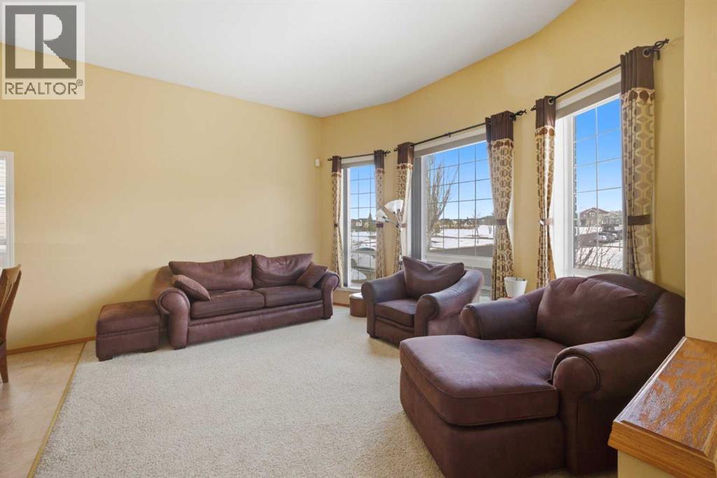 39 Saddlemont Close Ne, Calgary, AB