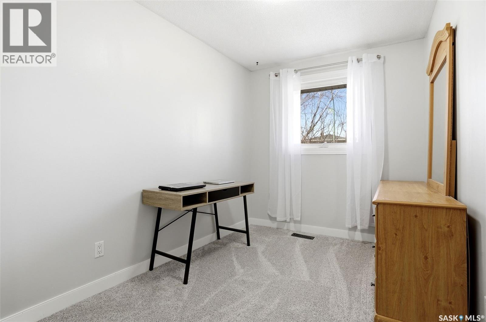 87 Carmichael Road, Regina, SK - Indoor Photo Showing Other Room