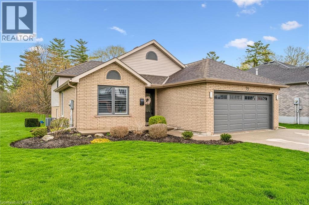 79 Fairlake Drive, Cambridge, ON - Outdoor