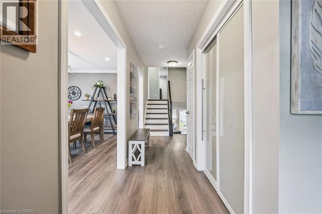79 Fairlake Drive, Cambridge, ON - Indoor Photo Showing Other Room
