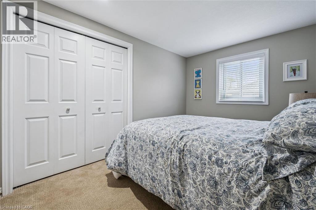 79 Fairlake Drive, Cambridge, ON - Indoor Photo Showing Bedroom