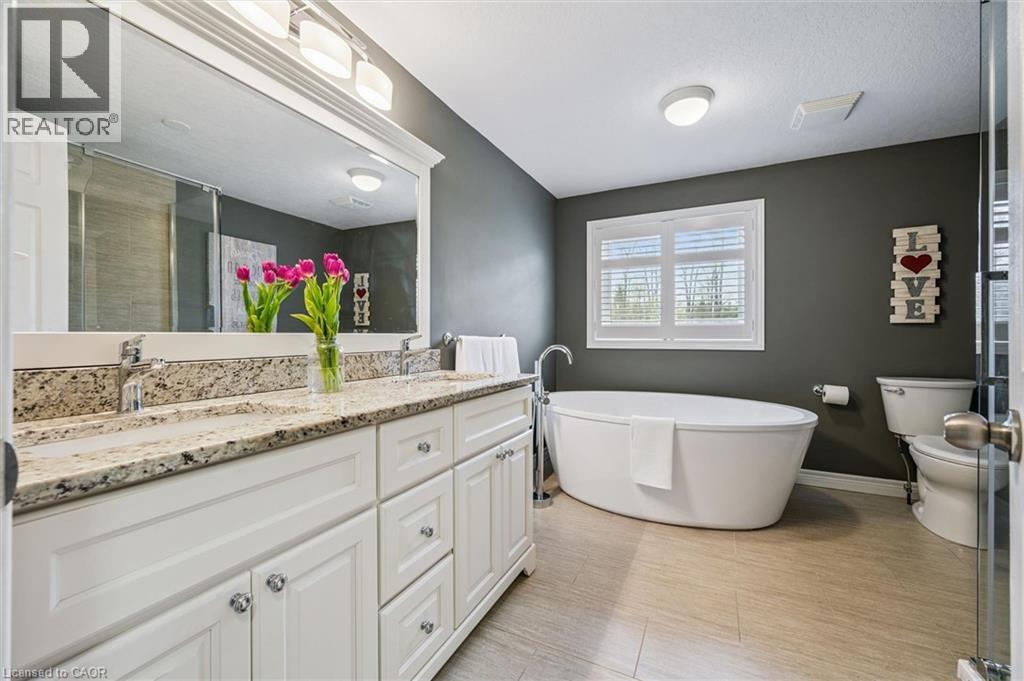 79 Fairlake Drive, Cambridge, ON - Indoor Photo Showing Bathroom