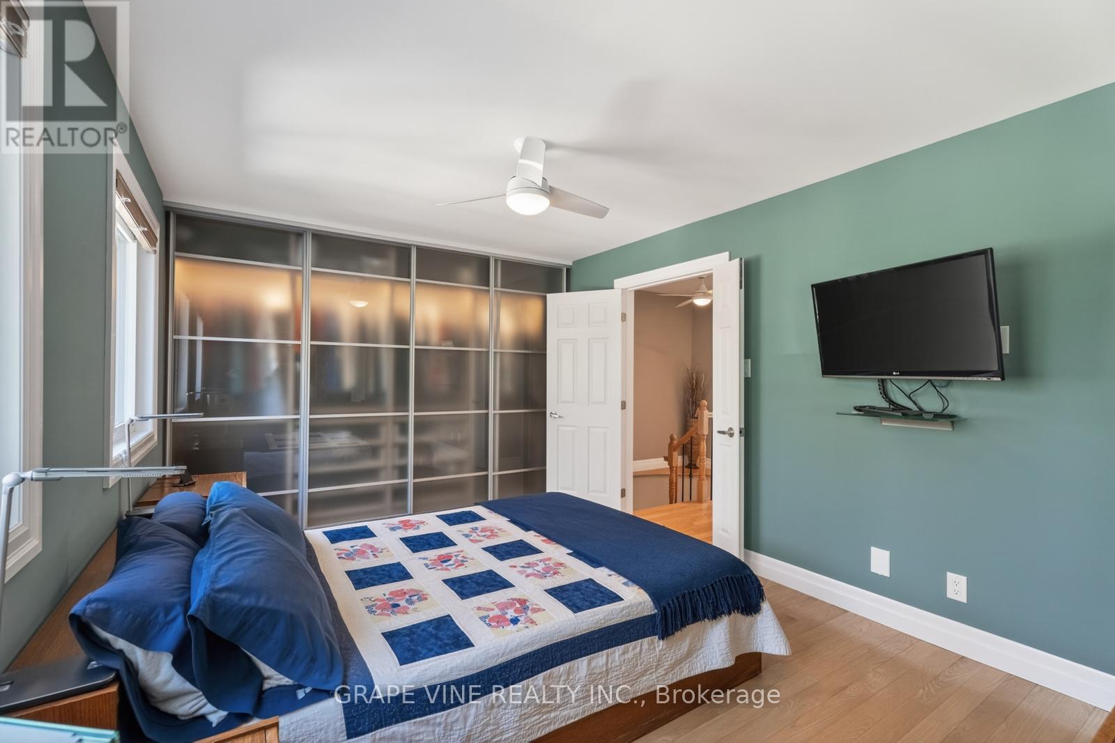 142 College Circle, Ottawa, ON - Indoor Photo Showing Bedroom