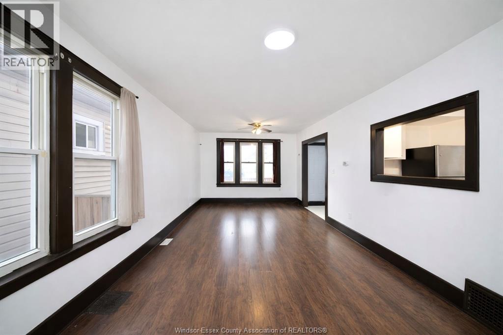 3463 Harris Street, Windsor, ON - Indoor Photo Showing Other Room