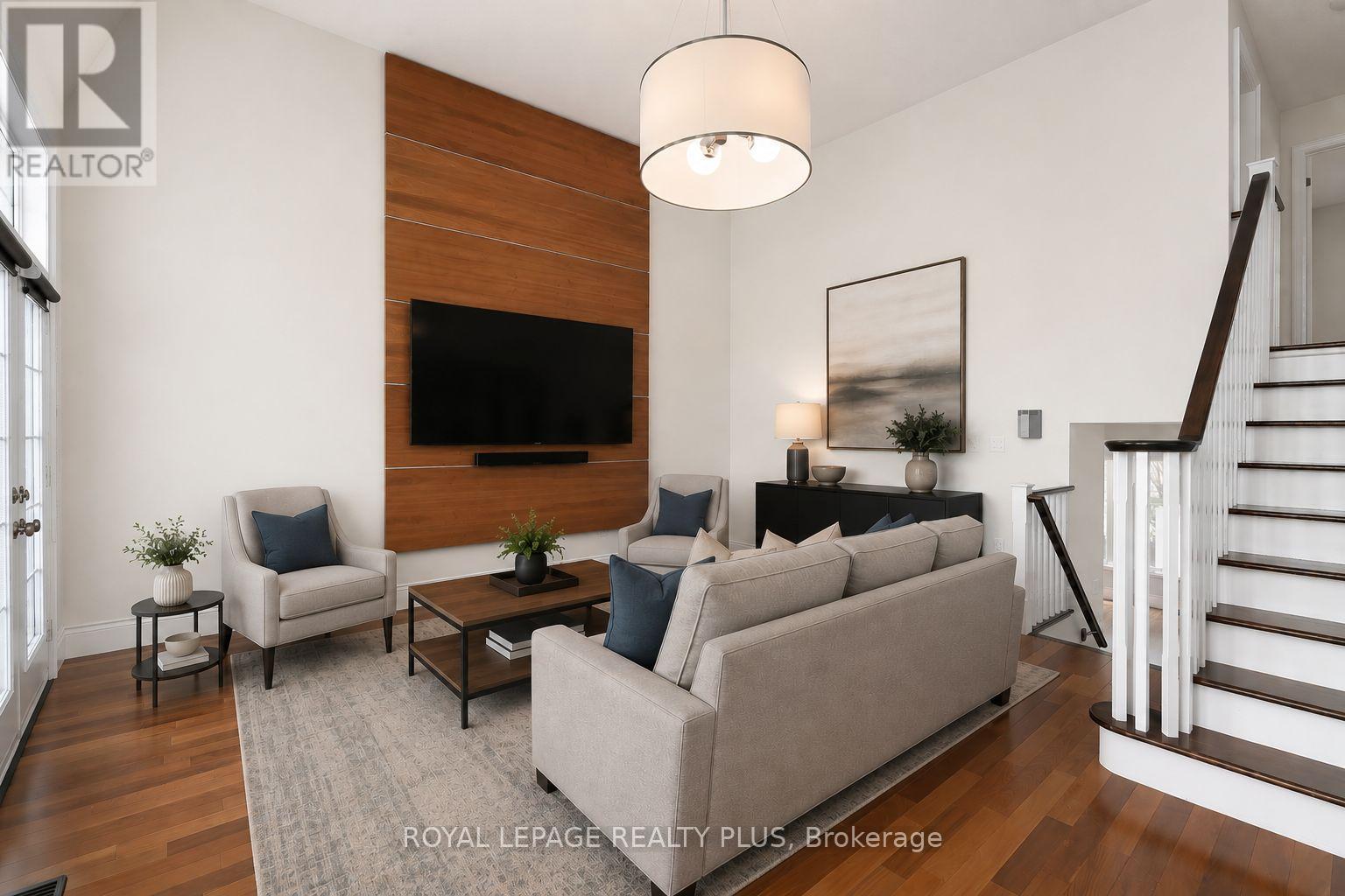 329 Tonelli Lane, Milton, ON - Indoor Photo Showing Living Room