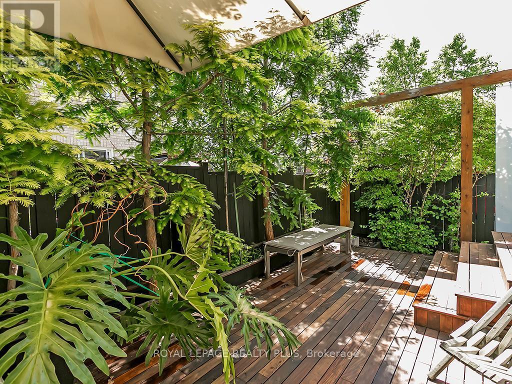 329 Tonelli Lane, Milton, ON - Outdoor