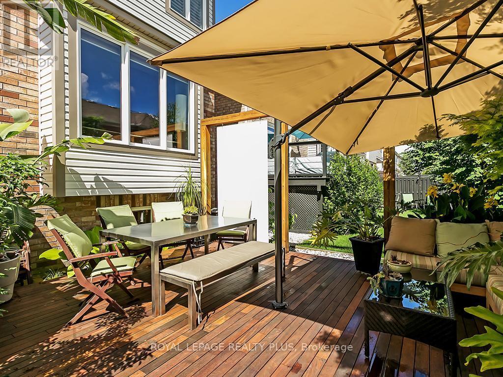 329 Tonelli Lane, Milton, ON - Outdoor With Deck Patio Veranda With Exterior