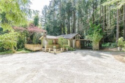 128 Sunset Dr Salt Spring, BC V8K 1L3