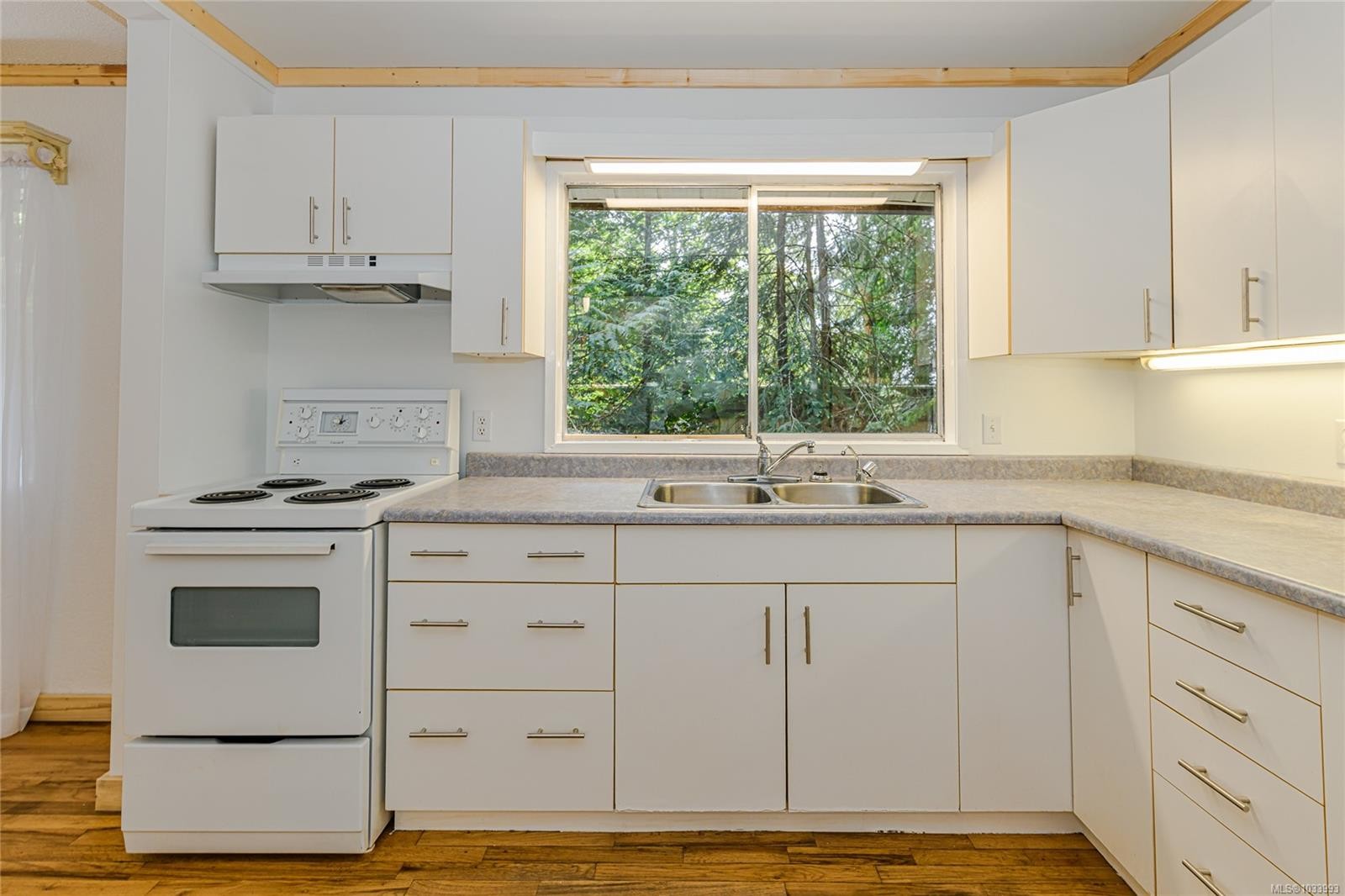 128 Sunset Dr, Salt Spring, BC