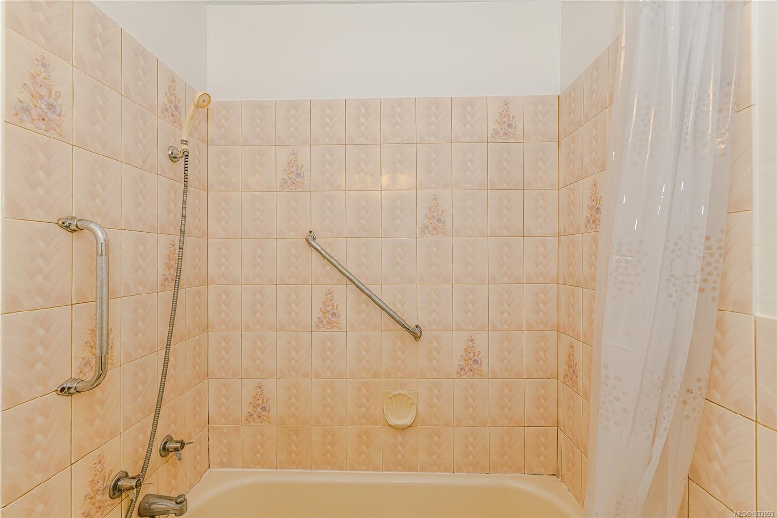 128 Sunset Dr, Salt Spring, BC
