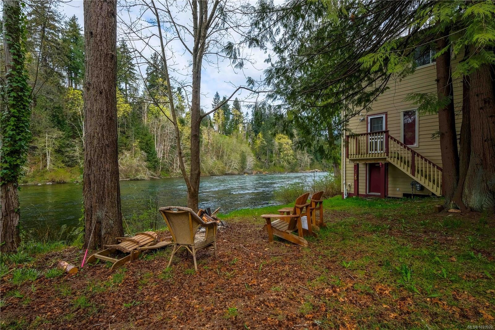 2420 Campbell River Rd, Campbell River, BC