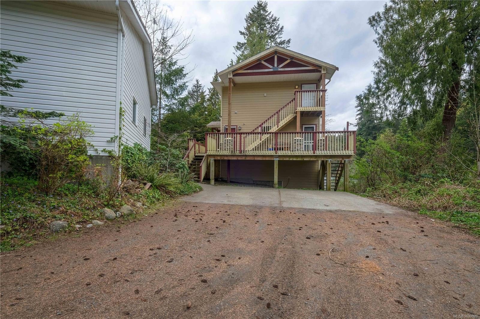 2420 Campbell River Rd, Campbell River, BC