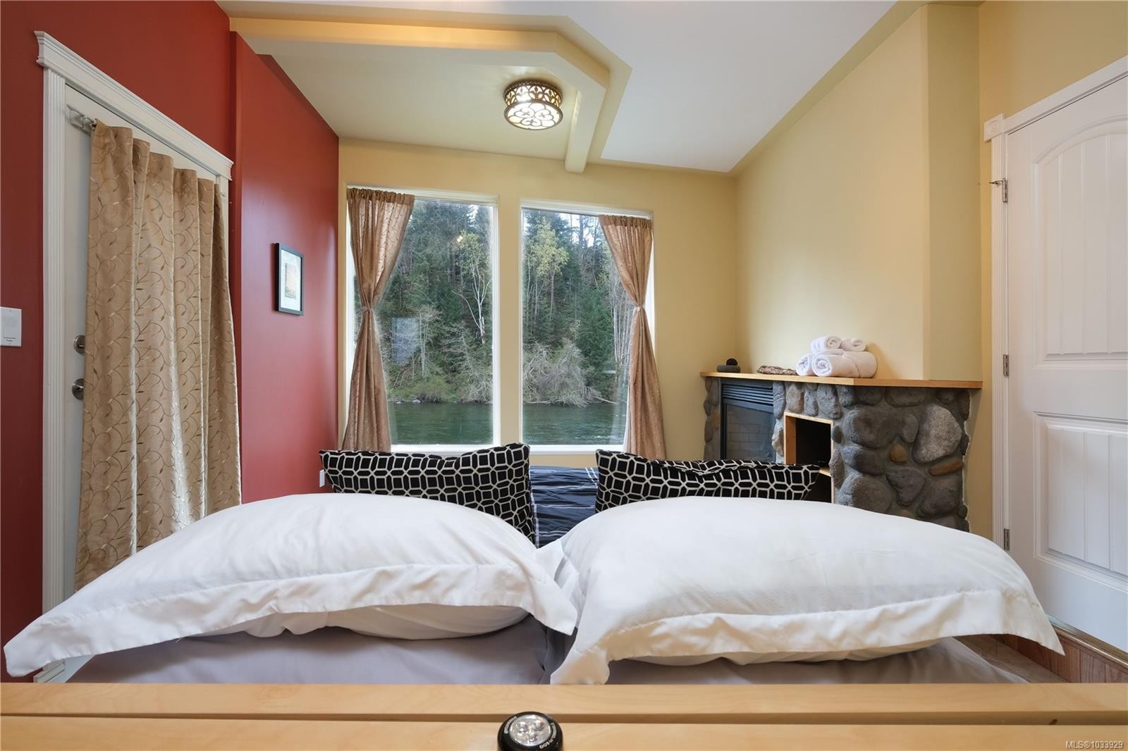 2420 Campbell River Rd, Campbell River, BC