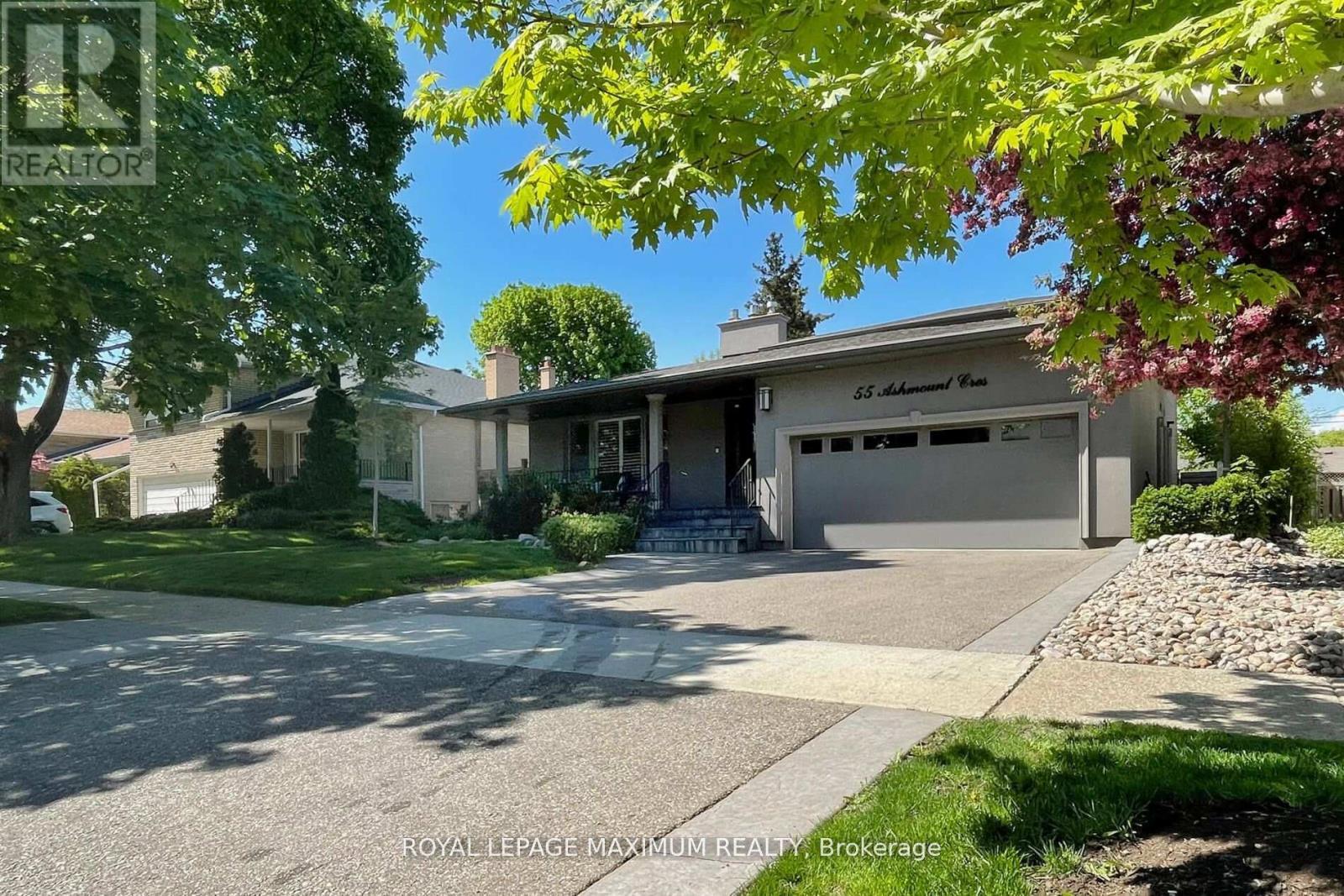 55 Ashmount Crescent, Toronto, ON - Outdoor
