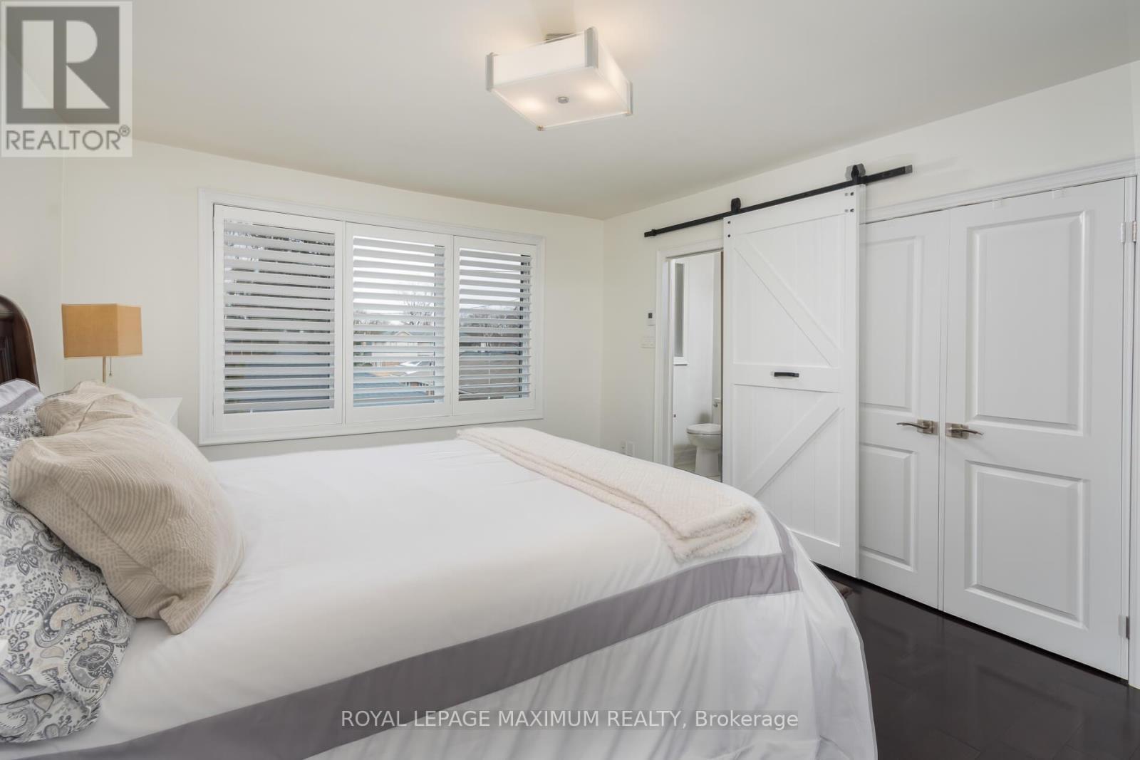 55 Ashmount Crescent, Toronto, ON - Indoor Photo Showing Bedroom