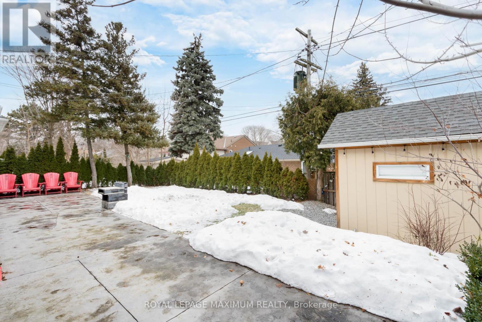 55 Ashmount Crescent, Toronto, ON - Outdoor