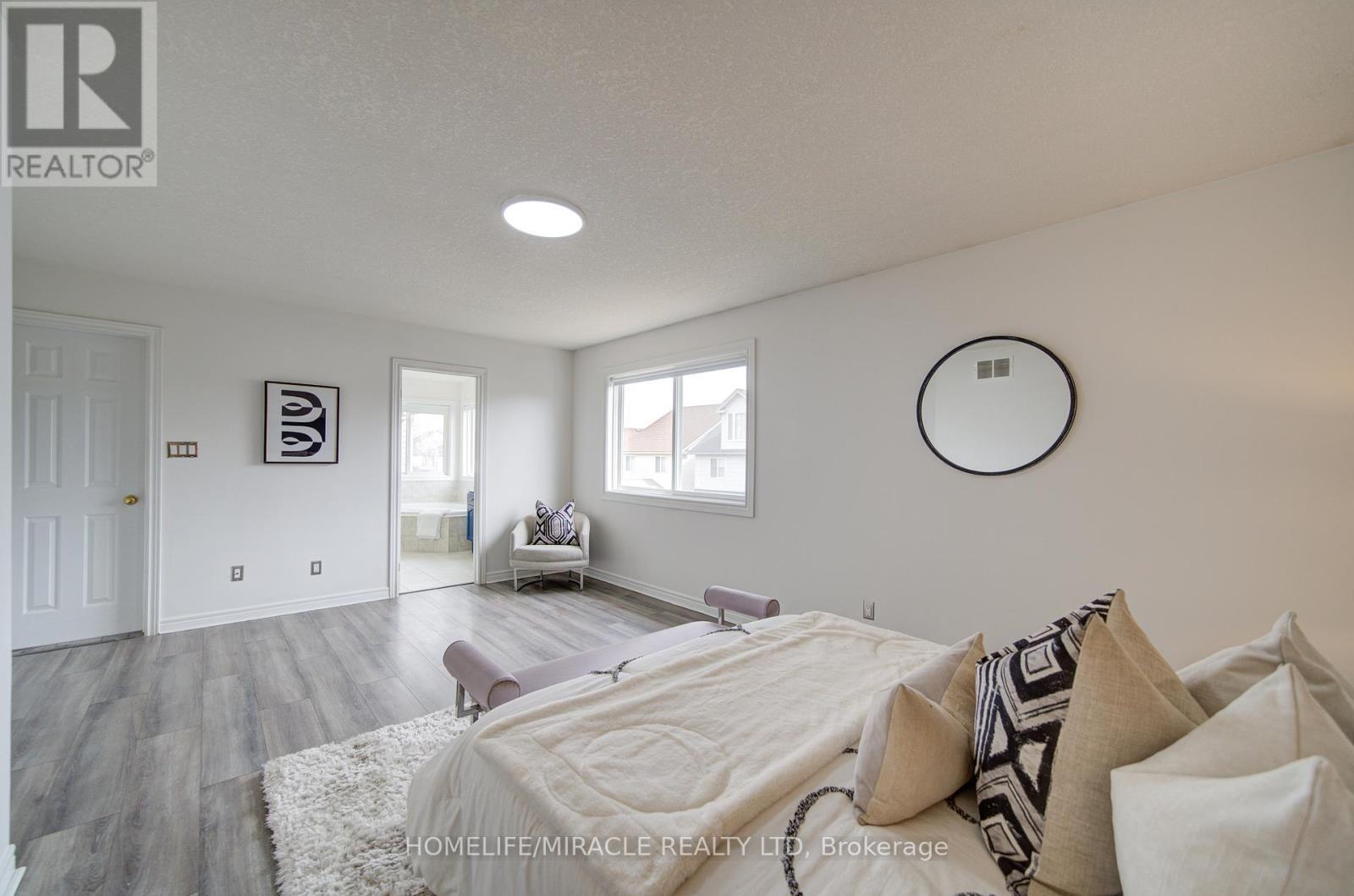 55 Mcfarlane Drive, Cambridge, ON - Indoor Photo Showing Bedroom