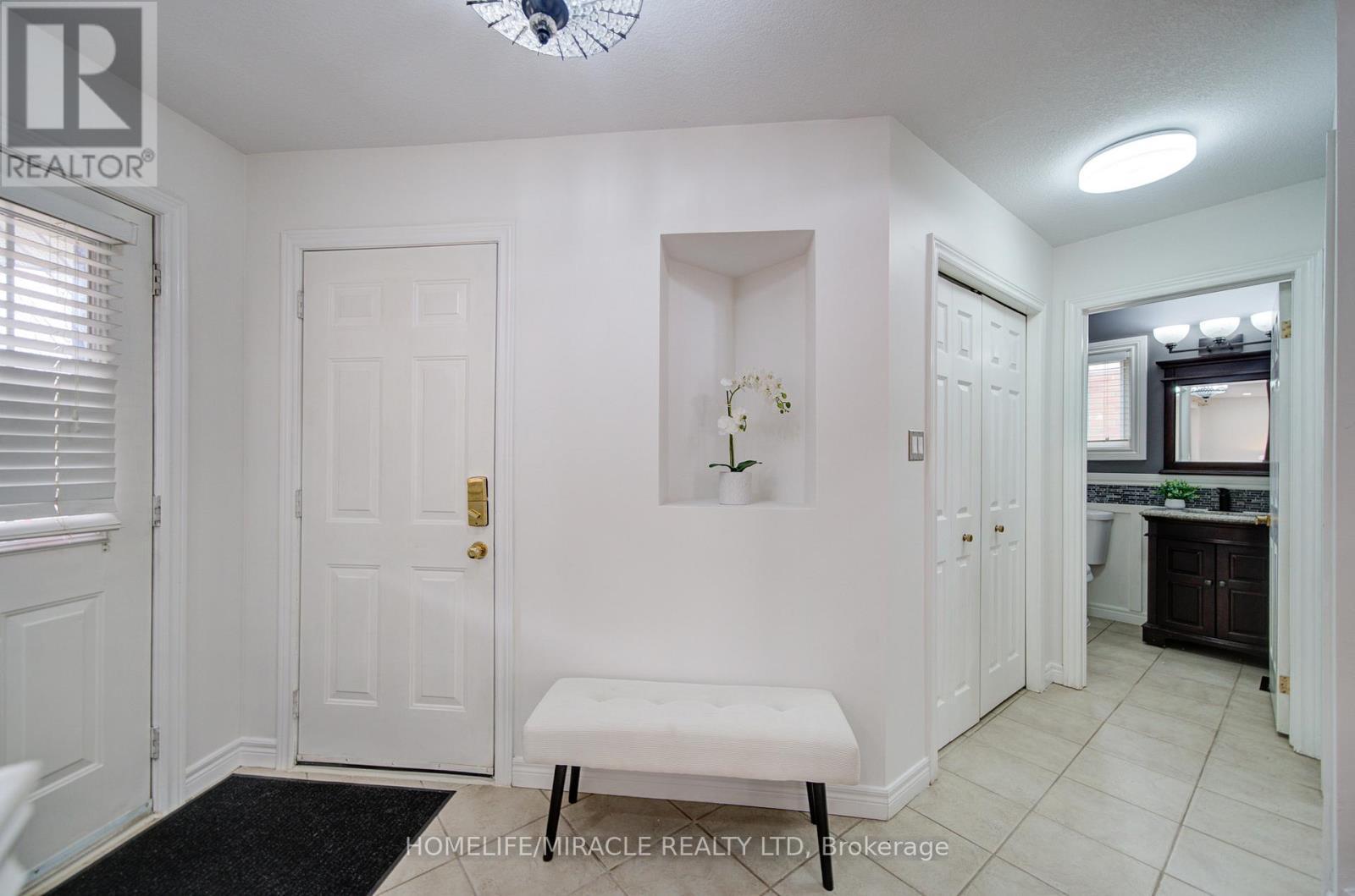 55 Mcfarlane Drive, Cambridge, ON - Indoor Photo Showing Other Room