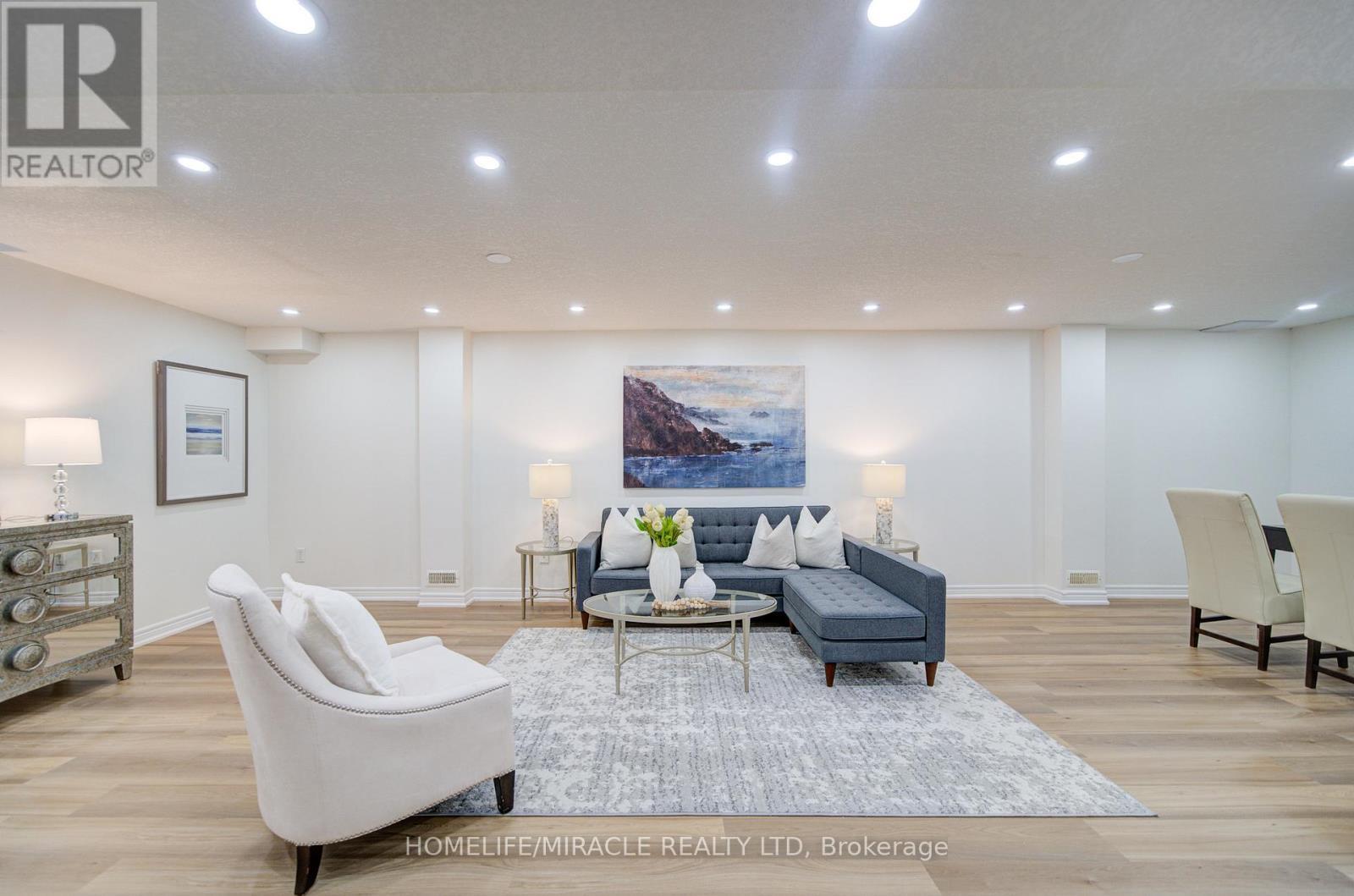 55 Mcfarlane Drive, Cambridge, ON - Indoor