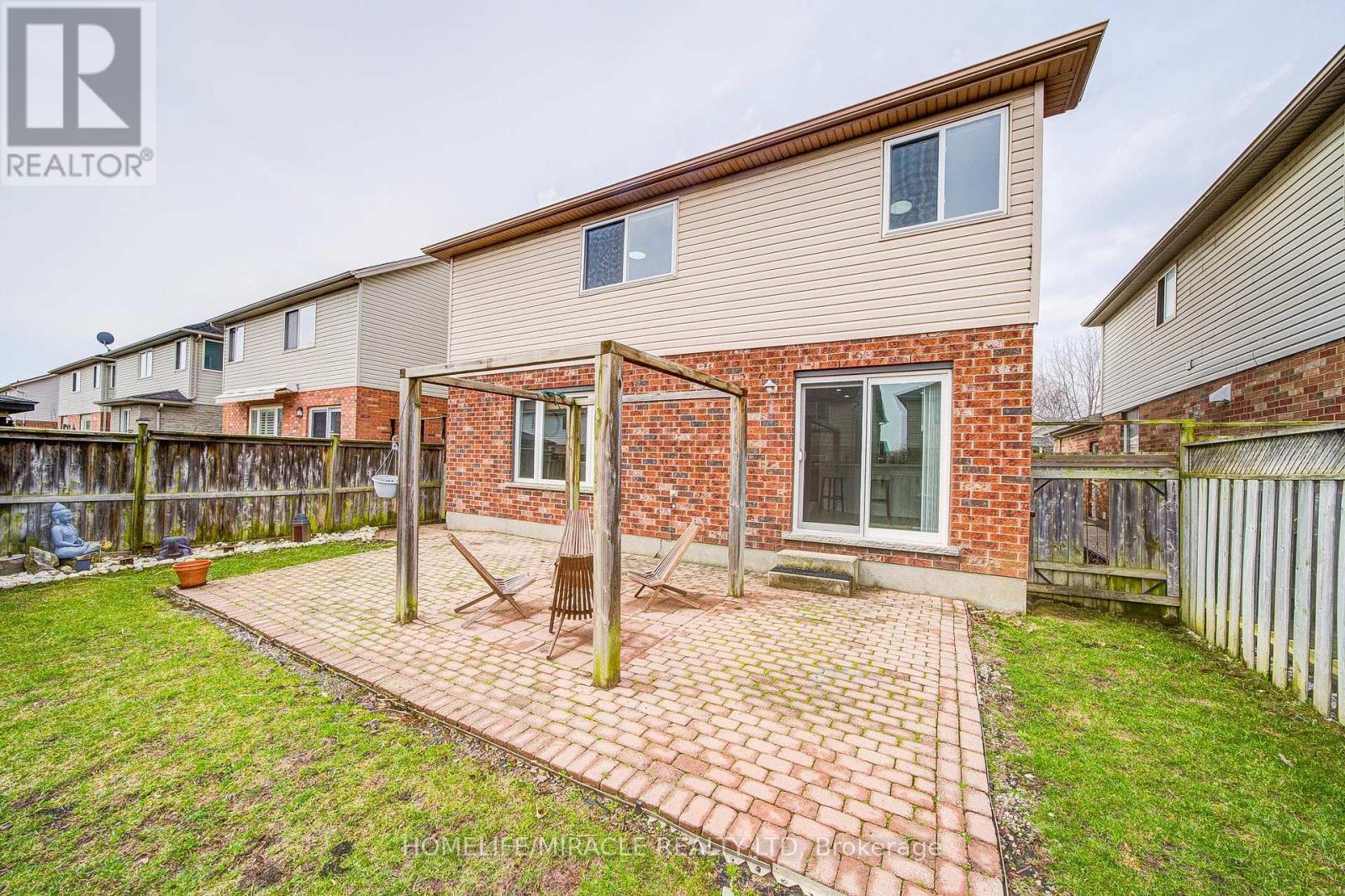 55 Mcfarlane Drive, Cambridge, ON - Outdoor With Exterior