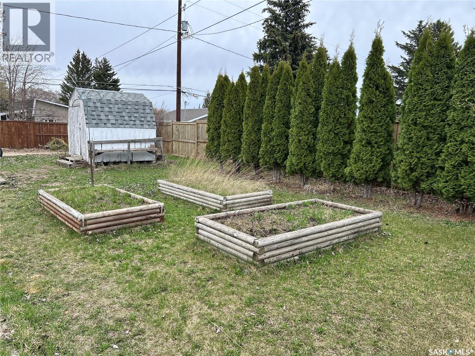 316 4Th Avenue W, Watrous, SK - Outdoor