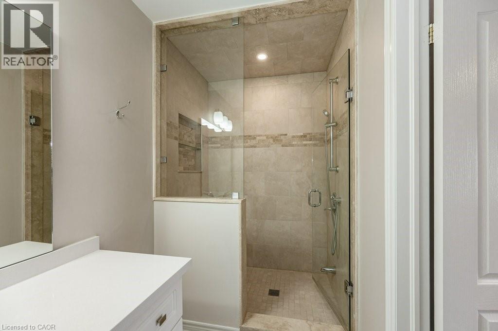 Ensuite - 3542 Fowler Court, Burlington, ON - Indoor Photo Showing Bathroom