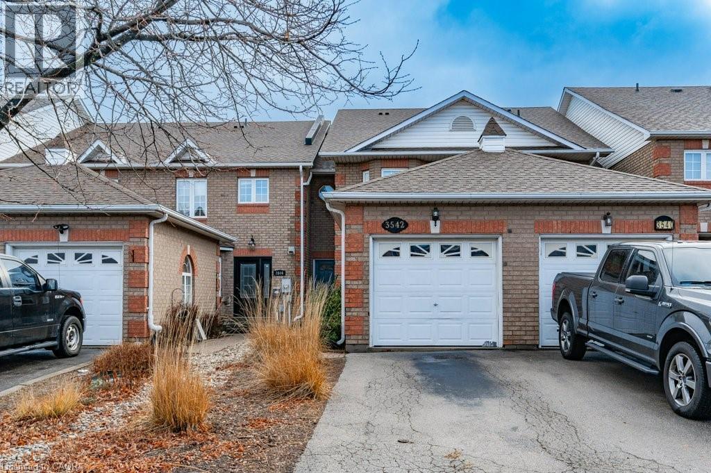 3542 Fowler Court, Burlington, ON - Outdoor