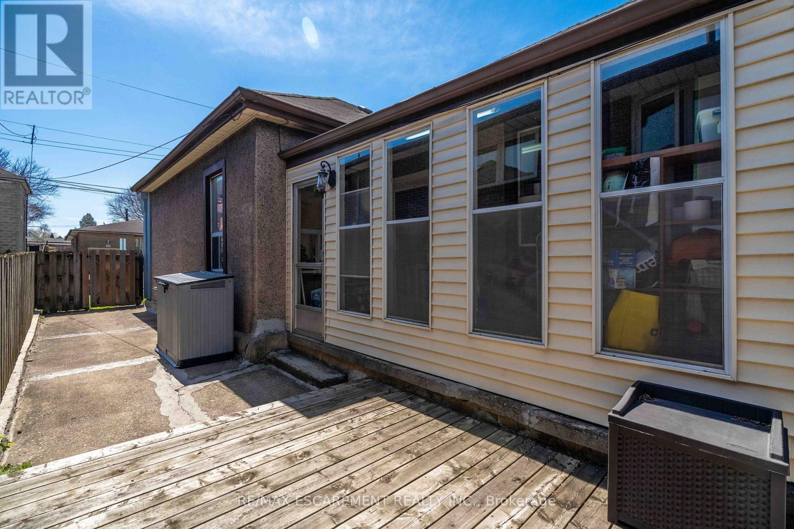 203 Wood Street E, Hamilton, ON - Outdoor With Deck Patio Veranda With Exterior