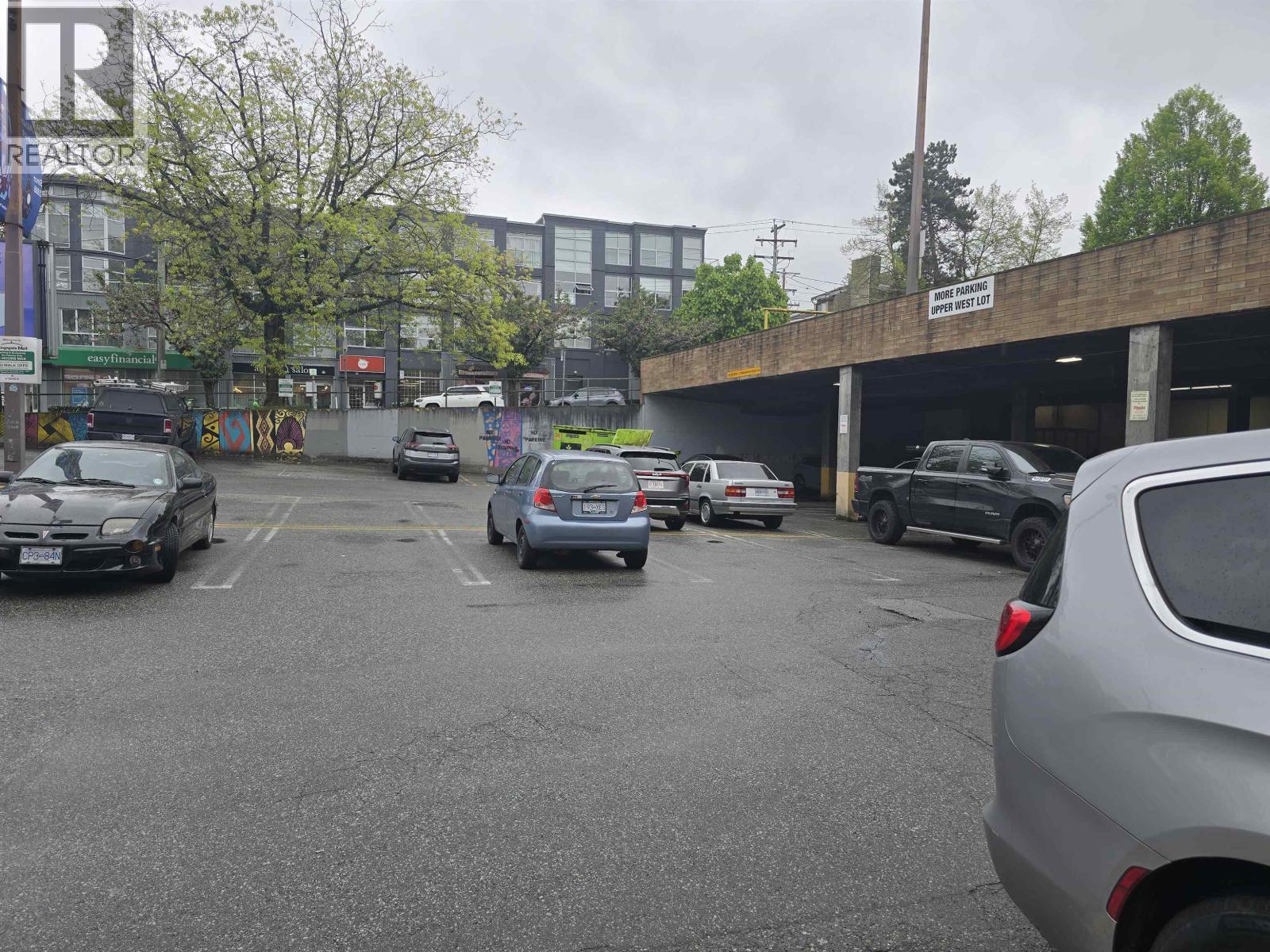 124 370 E Broadway, Vancouver, BC