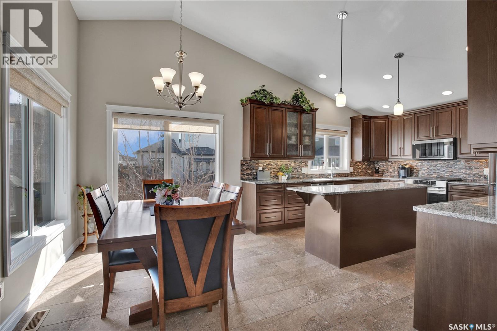 803 Salloum Crescent, Saskatoon, SK - Indoor