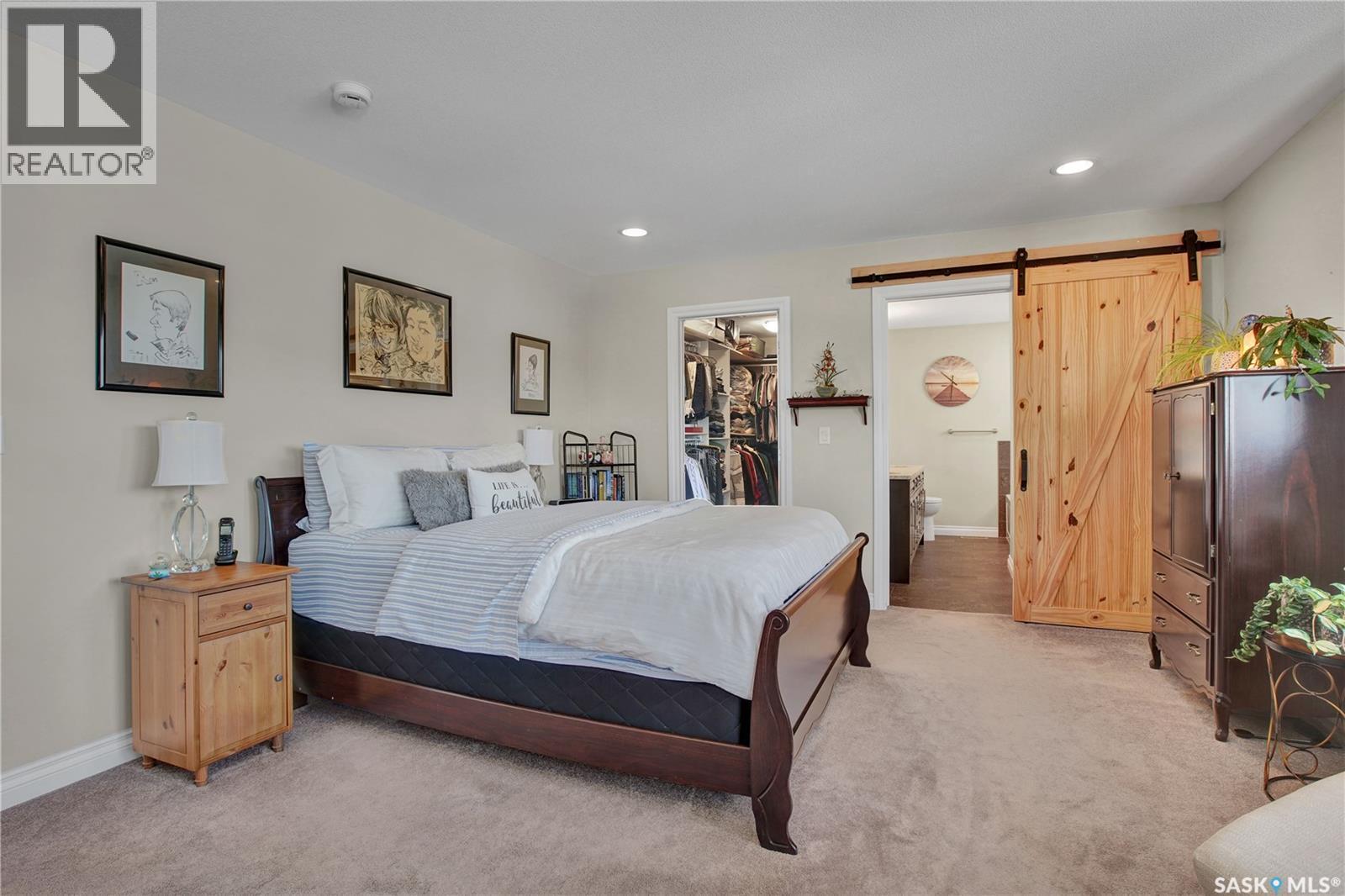 803 Salloum Crescent, Saskatoon, SK - Indoor Photo Showing Bedroom