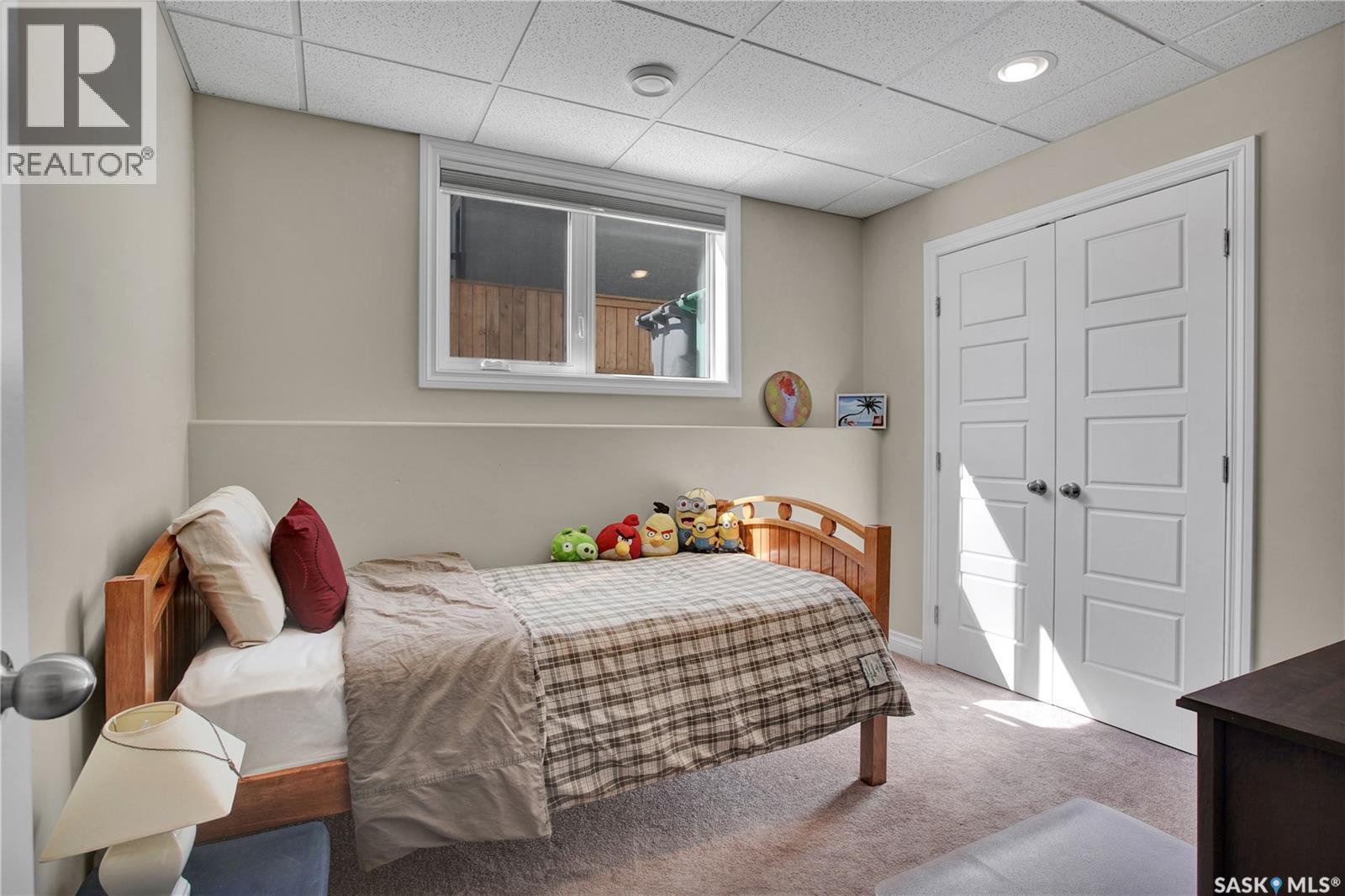 803 Salloum Crescent, Saskatoon, SK - Indoor Photo Showing Bedroom