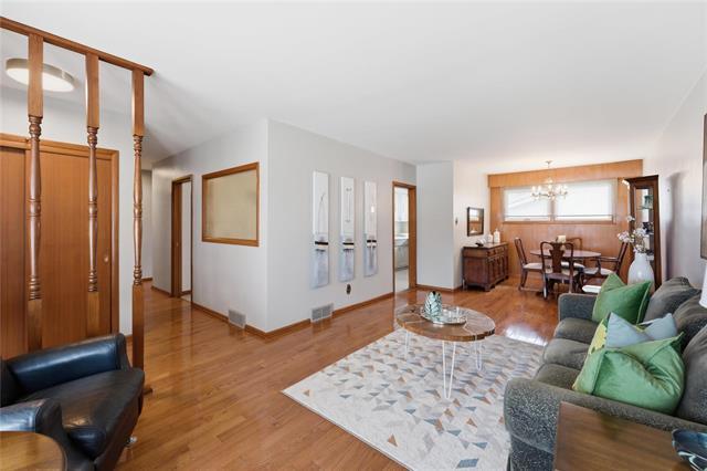 4 Windermere Bay, Winnipeg, MB