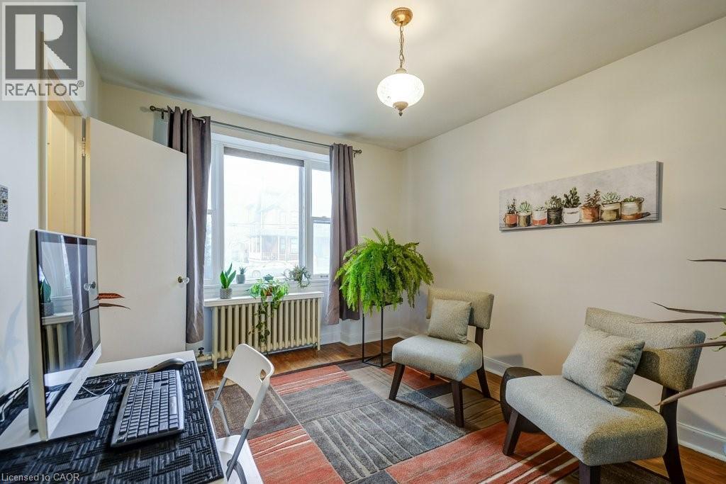 46 Sherman Avenue S, Hamilton, ON - Indoor