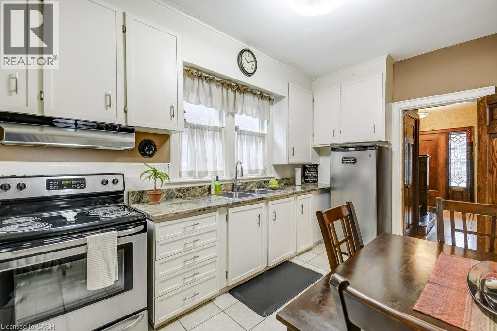 46 Sherman Avenue S, Hamilton, ON - Indoor Photo Showing Kitchen With Double Sink