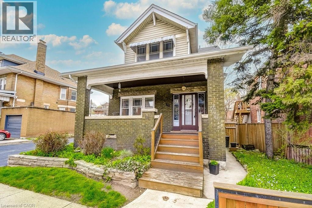 46 Sherman Avenue S, Hamilton, ON - Outdoor With Facade