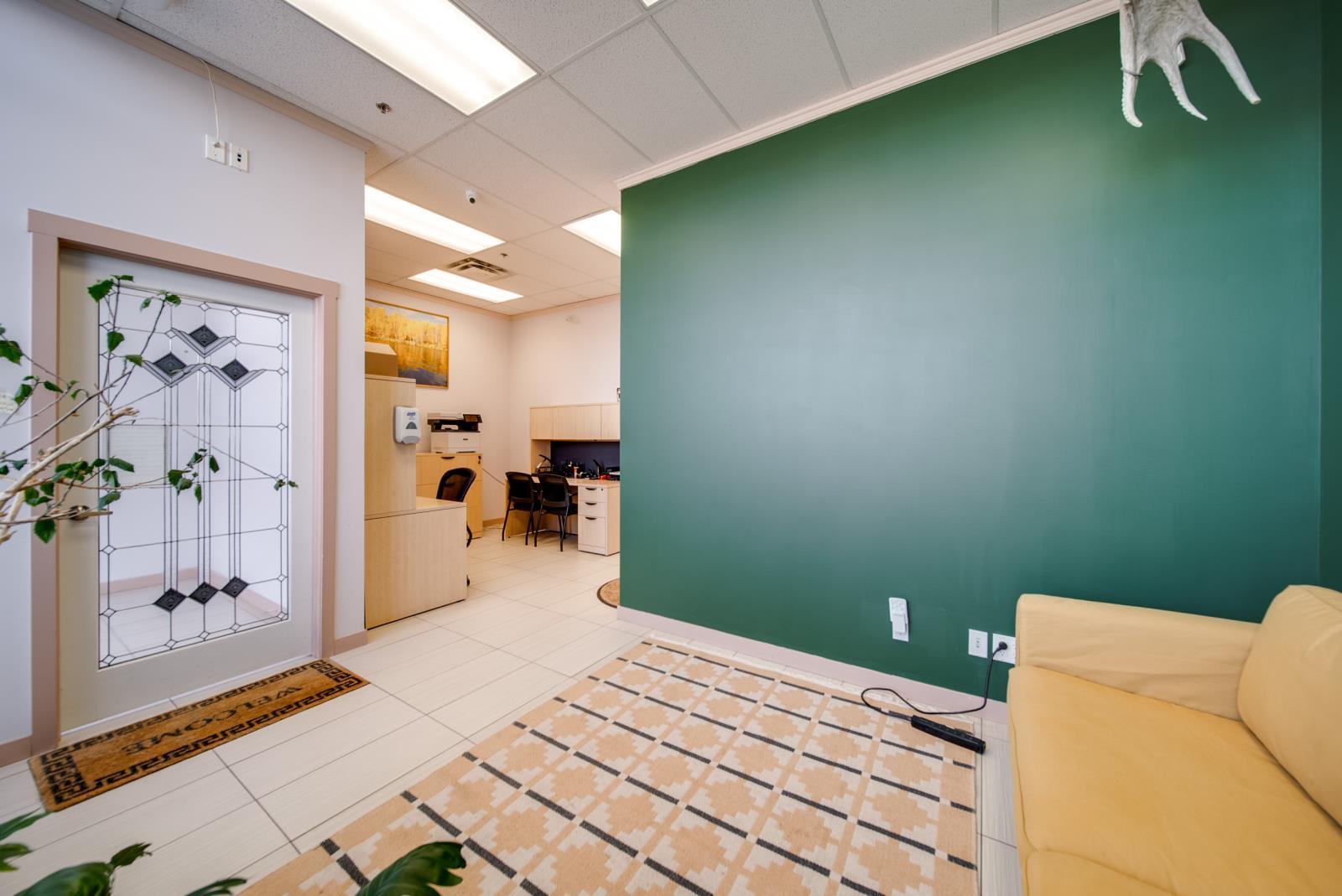 16632 71 Street, Edmonton, AB