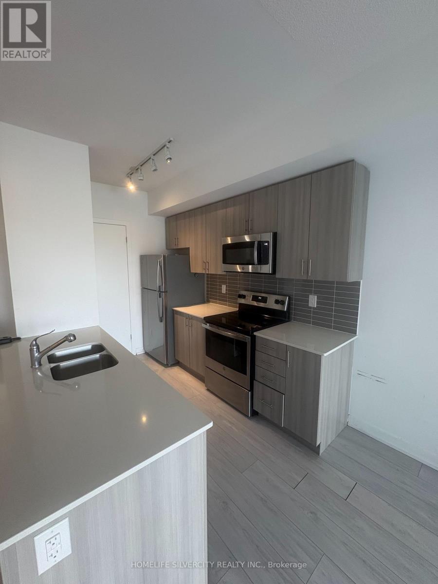 312 - 550 North Service Road, Grimsby, ON - Indoor Photo Showing Kitchen With Double Sink