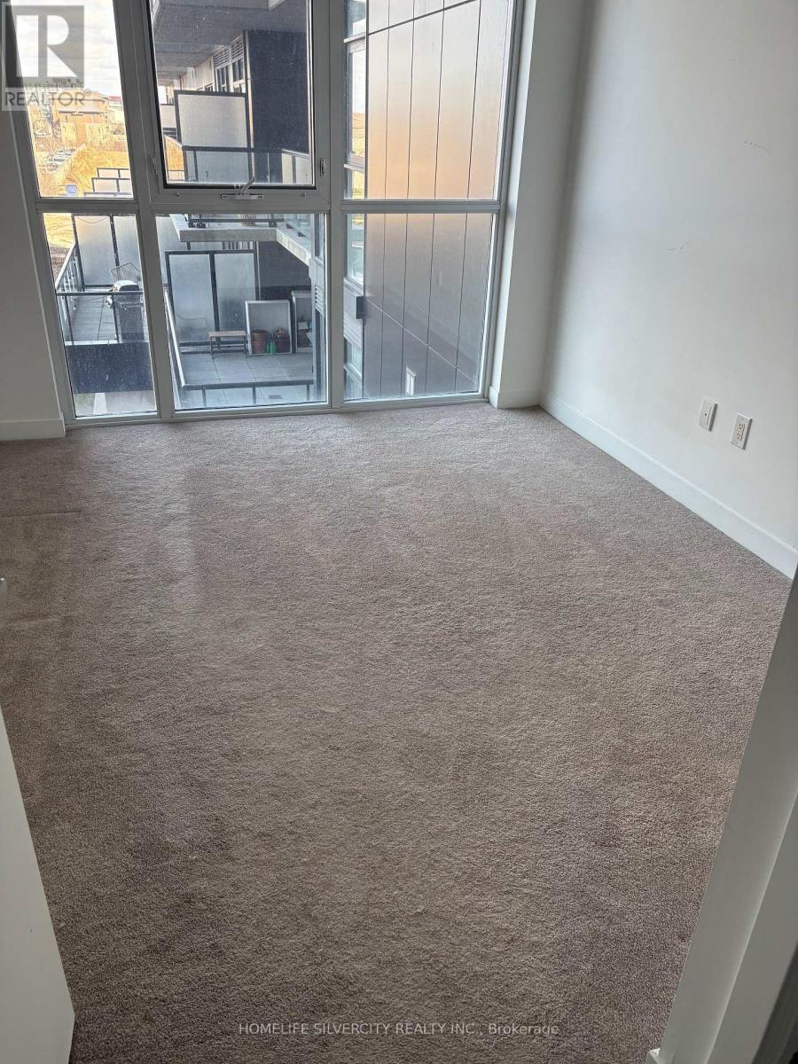 312 - 550 North Service Road, Grimsby, ON - Indoor Photo Showing Other Room