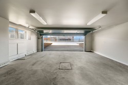 Garage -