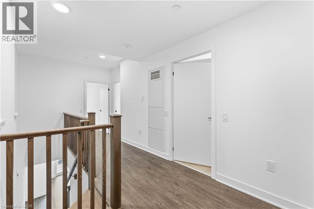 2782 Barton Street E Unit# 108, Hamilton, ON - Indoor Photo Showing Other Room