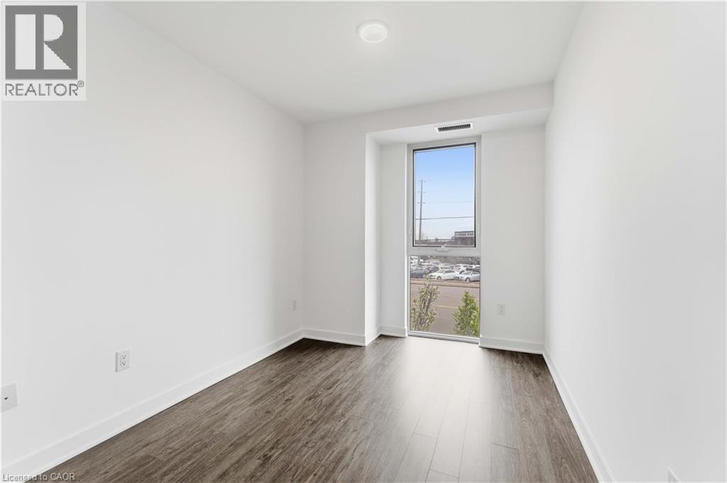 2782 Barton Street E Unit# 108, Hamilton, ON - Indoor Photo Showing Other Room
