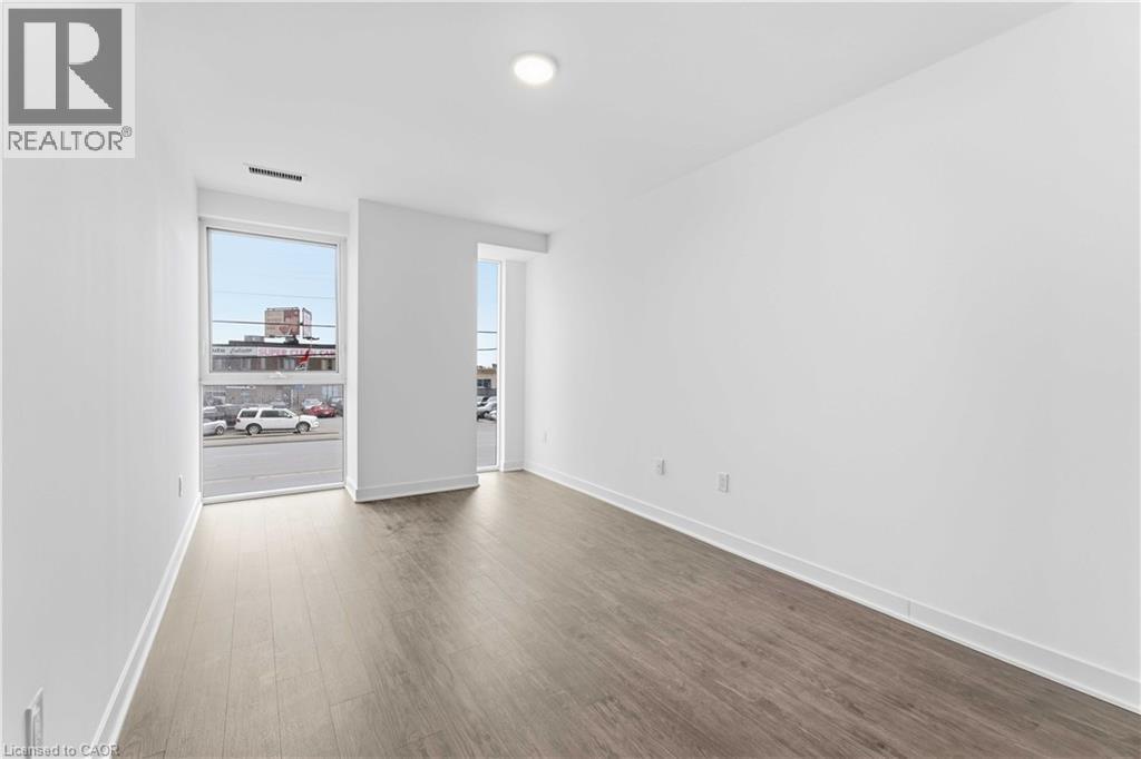 2782 Barton Street E Unit# 108, Hamilton, ON - Indoor Photo Showing Other Room